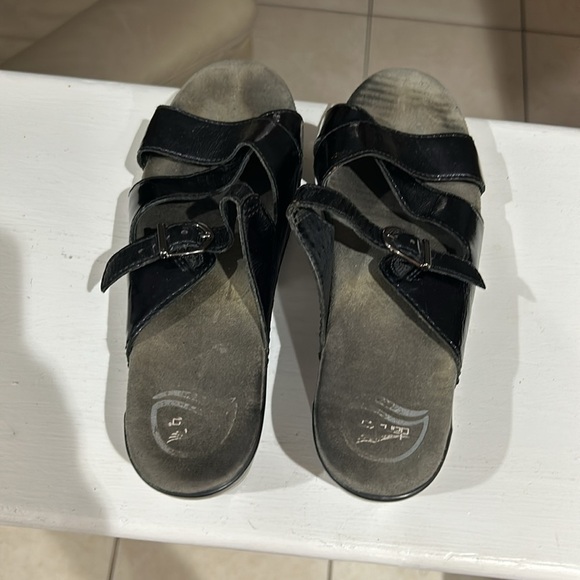 Dansko Sandals Walking Comfort Strappy Buckle Slip On EUR Size 40 - Picture 5 of 8